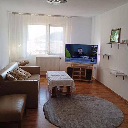 Apartament Marly Cathedral Gura Humorului Buitenkant foto